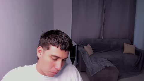 Snapshot of sweetlian_04 chatting on 23, 2, 2025 Lian online show from 23, 2, 2025