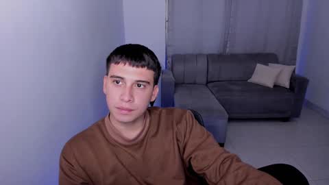 Snapshot of sweetlian_04 chatting on 10, 3, 2025 Lian online show from 10, 3, 2025