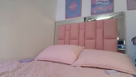 SweetLune online show from 14, 9, 2025