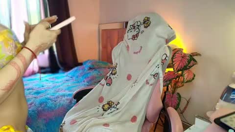 Snapshot of sweetlune chatting on 17, 6, 2026 SweetLune online show from 17, 6, 2026