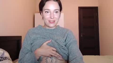 Snapshot of sweetmiaa chatting on 29, 7, 2026 Mia online show from 29, 7, 2026