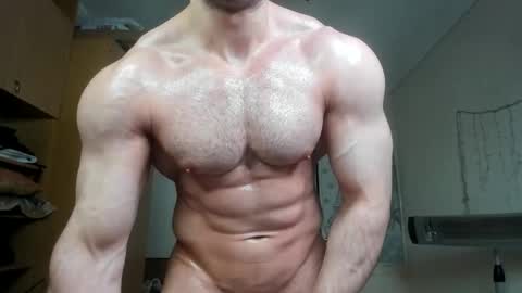 Snapshot of sweetmuscles_boy chatting on 1, 12, 2025 Lorenzo online show from 1, 12, 2025