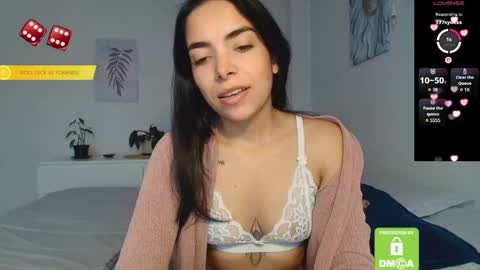 Snapshot of sweetmysterious18 chatting on 13, 11, 2025 Sweet Mysterious online show from 13, 11, 2025