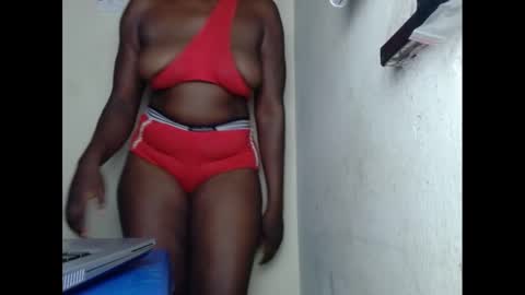 sweetnectarx online show from 26, 2, 2025