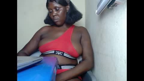 sweetnectarx online show from 27, 2, 2025