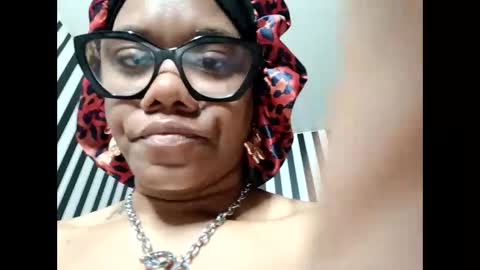 Snapshot of sweetness2532 chatting on 6, 4, 2026 sweetness2532 online show from 6, 4, 2026