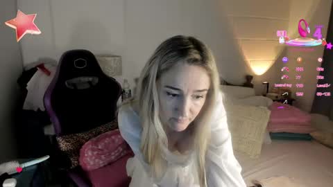 Snapshot of sweetnina_wet chatting on 24, 5, 2026 Sweetnina online show from 24, 5, 2026