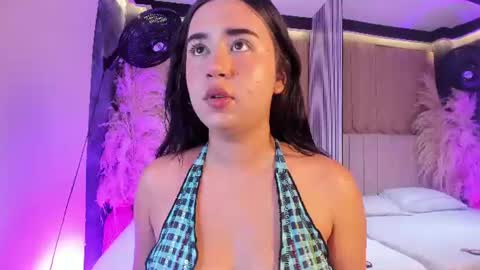Snapshot of sweetnova_ chatting on 4, 7, 2026 Sweet Nova online show from 4, 7, 2026