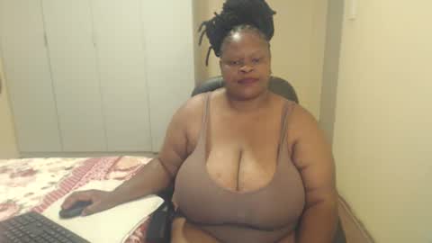 Snapshot of sweetnoziexxx chatting on 13, 1, 2025 sweetnoziexxx online show from 13, 1, 2025