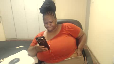 Snapshot of sweetnoziexxx chatting on 4, 2, 2025 sweetnoziexxx online show from 4, 2, 2025