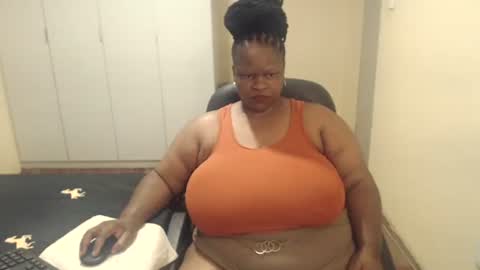 Snapshot of sweetnoziexxx chatting on 7, 2, 2025 sweetnoziexxx online show from 7, 2, 2025