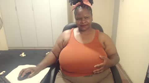 Snapshot of sweetnoziexxx chatting on 13, 2, 2025 sweetnoziexxx online show from 13, 2, 2025