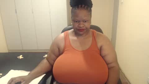 Snapshot of sweetnoziexxx chatting on 27, 2, 2025 sweetnoziexxx online show from 27, 2, 2025