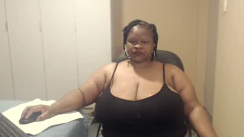 Snapshot of sweetnoziexxx chatting on 27, 9, 2025 sweetnoziexxx online show from 27, 9, 2025