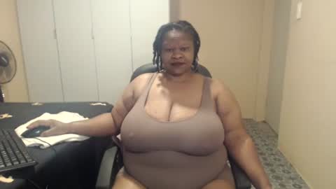 Snapshot of sweetnoziexxx chatting on 9, 11, 2025 sweetnoziexxx online show from 9, 11, 2025