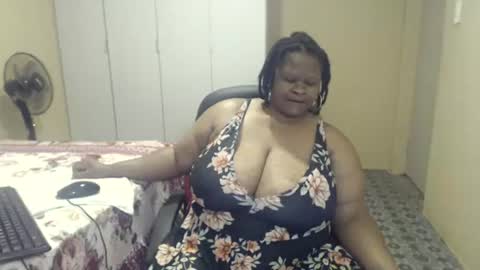 Snapshot of sweetnoziexxx chatting on 21, 11, 2025 sweetnoziexxx online show from 21, 11, 2025