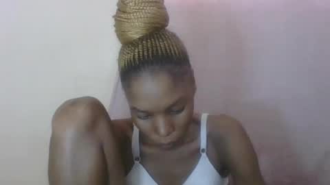 ESTHER online show from 13, 7, 2026