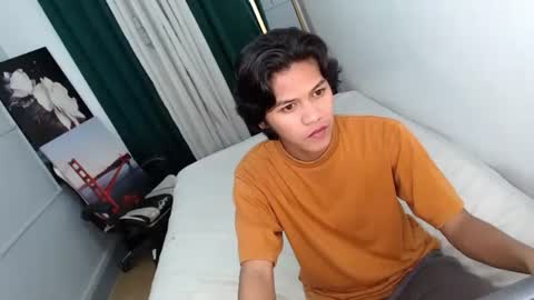 Snapshot of sweetpie_asian chatting on 19, 12, 2024 sweetpie asian online show from 19, 12, 2024