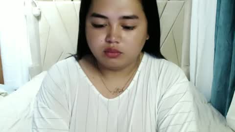 Snapshot of sweetprincess_athena chatting on 9, 3, 2025 Princess Ella online show from 9, 3, 2025