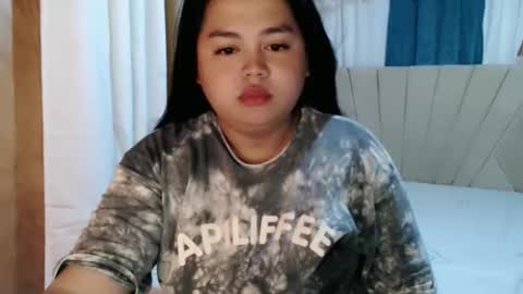 Snapshot of sweetprincess_athena chatting on 12, 10, 2025 Princess Ella online show from 12, 10, 2025