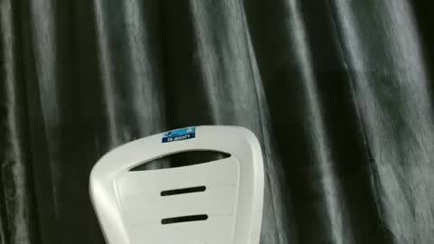 slim ivy online show from 23, 11, 2025