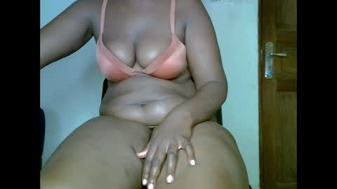 Snapshot of sweetrenne chatting on 23, 2, 2025 sweetrenne online show from 23, 2, 2025