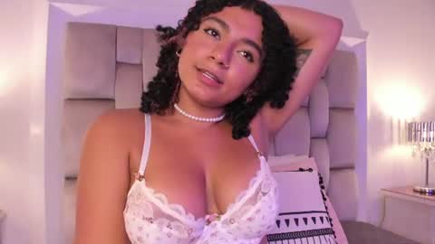 Snapshot of sweets_one chatting on 20, 6, 2026 sweets one online show from 20, 6, 2026