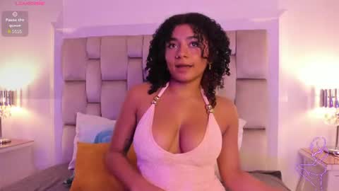 Snapshot of sweets_one chatting on 23, 6, 2026 sweets one online show from 23, 6, 2026