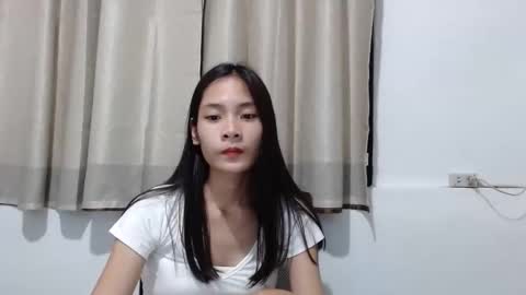 Mia online show from 6, 12, 2024