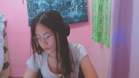Snapshot of sweetsexygirl20 chatting on 30, 5, 2026 Mia online show from 30, 5, 2026