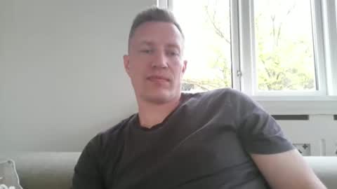 Snapshot of sweetsinner83 chatting on 7, 5, 2026 sweetsinner83 online show from 7, 5, 2026