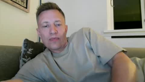 Snapshot of sweetsinner83 chatting on 15, 5, 2026 sweetsinner83 online show from 15, 5, 2026