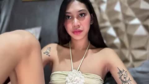 Snapshot of sweetstares chatting on 9, 9, 2025 yanny online show from 9, 9, 2025