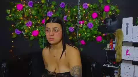 Snapshot of sweett_mollyy chatting on 26, 6, 2026 Molly - INDEPENDENT MODEL online show from 26, 6, 2026