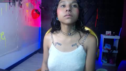 Snapshot of sweett_pleasure chatting on 1, 10, 2025 Sweett pleasure online show from 1, 10, 2025