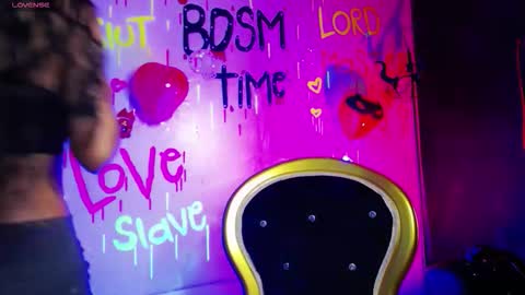 Snapshot of sweett_pleasure chatting on 12, 10, 2025 Sweett pleasure online show from 12, 10, 2025