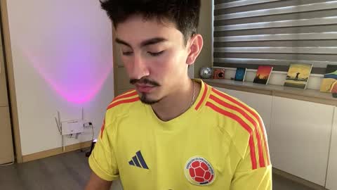 Andy  online show from 25, 11, 2025