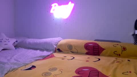 Snapshot of sweettm chatting on 1, 3, 2025 Maya online show from 1, 3, 2025