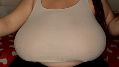 Snapshot of sweettm chatting on 22, 12, 2025 Maya online show from 22, 12, 2025