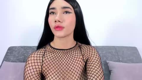ALONDRA online show from 9, 10, 2025