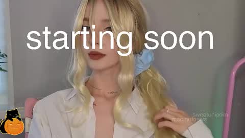 Snapshot of sweetuniporn chatting on 2, 11, 2025 Elis a little vacation Ill be here Saturday my schedules in bio online show from 2, 11, 2025