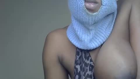 Snapshot of sweetvirgi25 chatting on 26, 2, 2026 loving soul online show from 26, 2, 2026