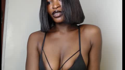 sweetxxboobsx online show from 1, 2, 2026