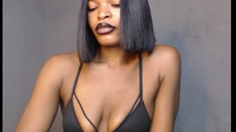Snapshot of sweetxxboobsx chatting on 4, 7, 2026 sweetxxboobsx online show from 4, 7, 2026