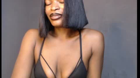 Snapshot of sweetxxboobsx chatting on 23, 7, 2026 sweetxxboobsx online show from 23, 7, 2026