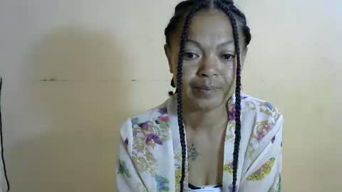 Snapshot of sweety_angel_7 chatting on 23, 11, 2025 Sarah online show from 23, 11, 2025