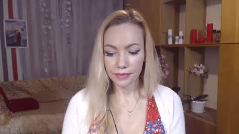 Sweety friend online show from 12, 12, 2024