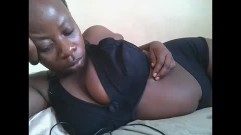 sweetyass25 online show from 15, 9, 2025