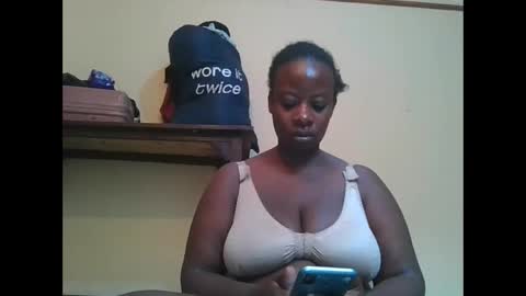 Snapshot of sweetyass25 chatting on 2, 2, 2026 sweetyass25 online show from 2, 2, 2026