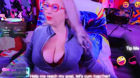 Lisa online show from 5, 12, 2025